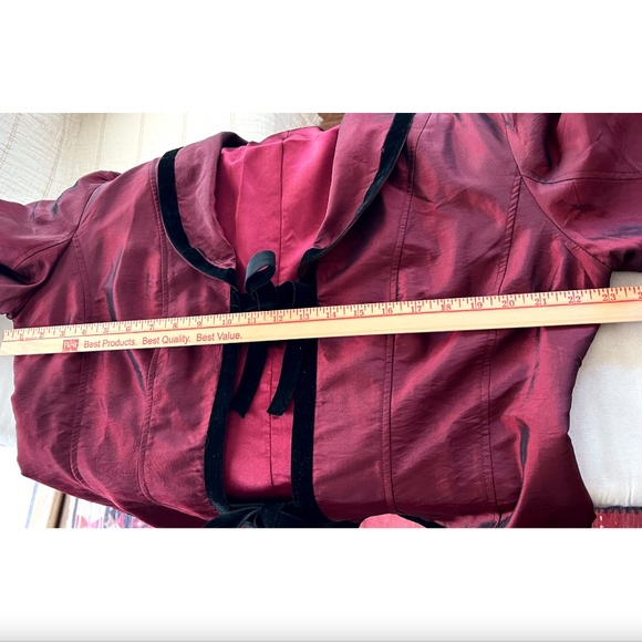 WOW!!  VON LANCELOT 'Gilded Age' Fitted Jacket with Draped & Bustled Skirt - 22 - Picture 9 of 16